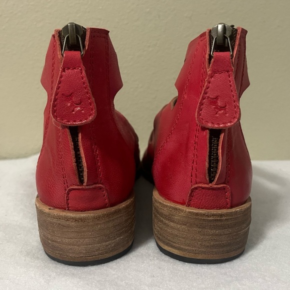 Gee WaWa Yessi Red Leather Wedge Sandals Strappy Anthropologie Shoes 7 - Picture 10 of 10